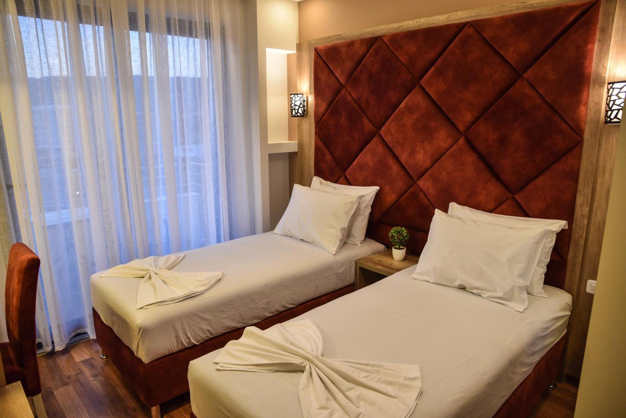 Hotel Evropa ウルツィニ 部屋 写真