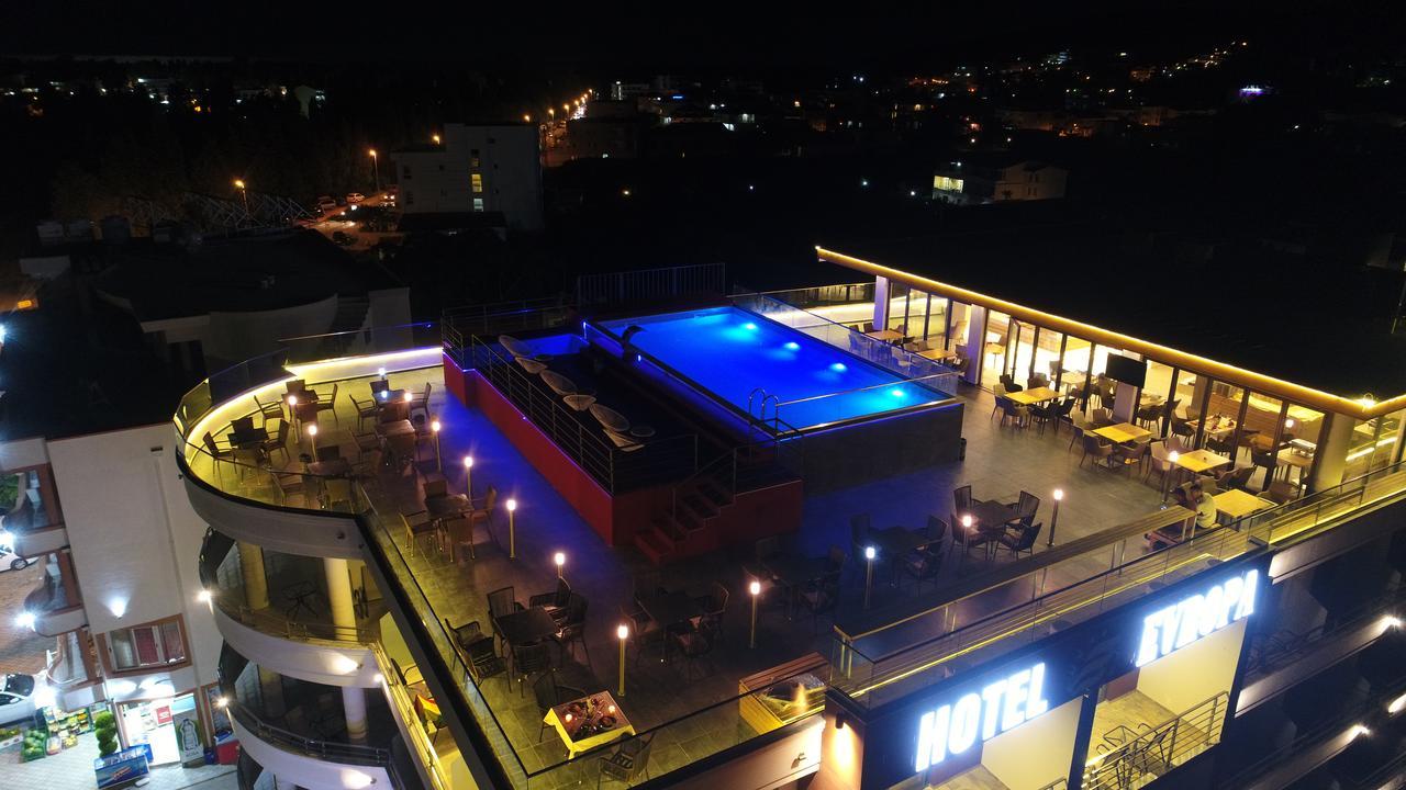 Hotel Evropa ウルツィニ エクステリア 写真